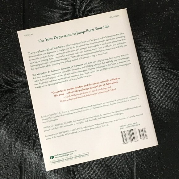 'The Mindfulness and Acceptance Workbook for Depression' By Kirk D… - Picture 4 of 7